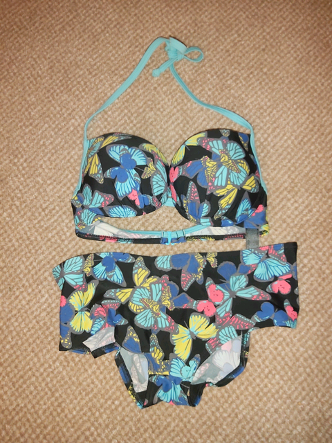 bikinis m and s